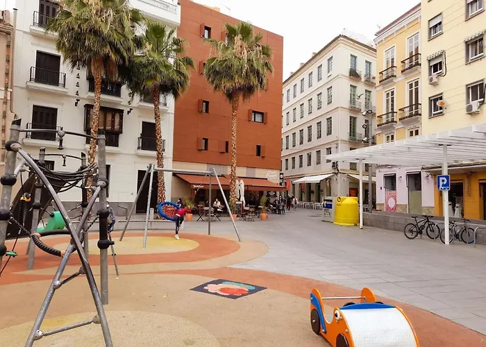 Beautiful Flat With Balcony And Wifi In Malaga Center