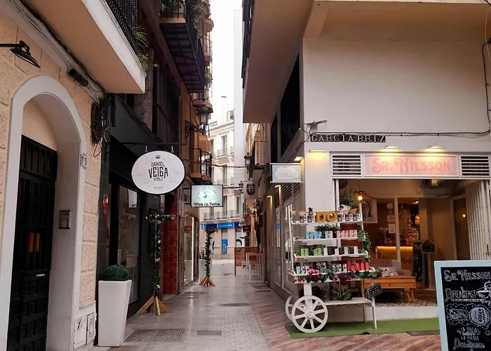 Beautiful Flat With Balcony And Wifi In Malaga Center