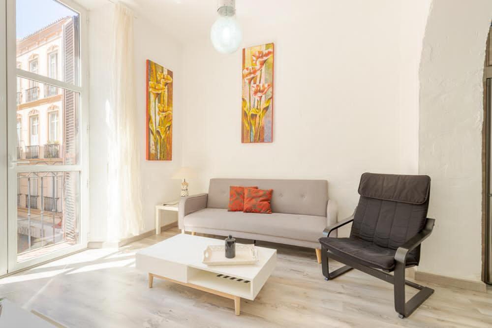 Beautiful Flat With Balcony&wifi In Center Appartamento Málaga